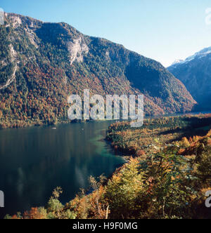 Oberbayern, 1980er. Der Königssee im Berchtesgadener Land. La Haute-bavière, 1980. Comté de Berchtesgaden, le lac Königssee. Banque D'Images