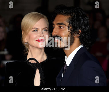 12 octobre 2016 - Nicole Kidman et Dev Patel assister à 'Lion' American Express Gala - 60e Congrès annuel BFI London Film Festival à Odéon, Leicester Squar Banque D'Images