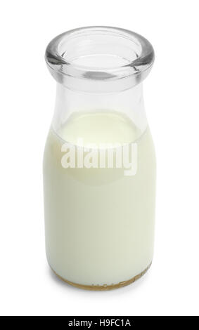 Demi-pinte de lait en verre bouteille isolé sur fond blanc. Banque D'Images