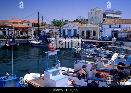 Grèce, îles du nord-est de la mer Égée, Limnos, Myrina, port Banque D'Images