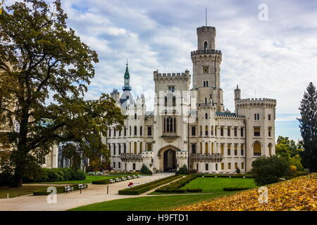 Château Hluboka nad Vltavou, République tchèque. Banque D'Images