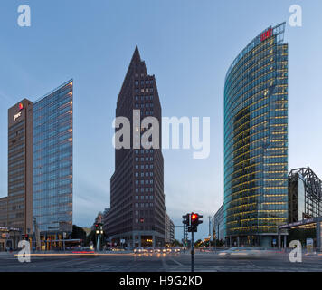 BERLIN, ALLEMAGNE - Juillet 2015 : la Potsdamer Platz est un des endroits les plus importants de Berlin. Il est situé dans le quartier de Mitte et est une attracti Banque D'Images