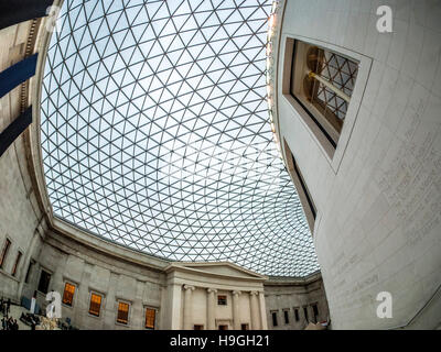 Queen Elizabeth II Great Court conçu par Foster and Partners, le British Museum, Londres, Royaume-Uni. Banque D'Images