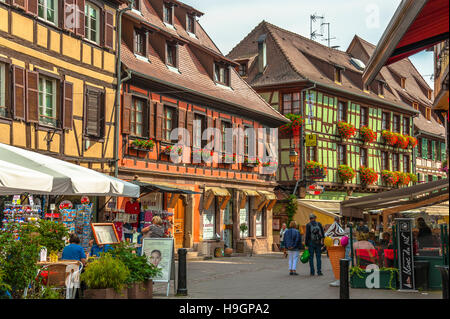 Obernai, ville pittoresque, route touristique du vignoble alsacien Bas-rhin, Alsace, France Banque D'Images