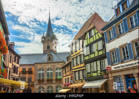 Obernai, ville pittoresque, route touristique du vignoble alsacien Bas-rhin, Alsace, France Banque D'Images