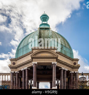 Le Trafford Centre et l'entrée du dôme, Manchester. Banque D'Images