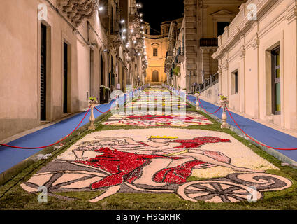 Le Festival des fleurs de Noto en Sicile Banque D'Images