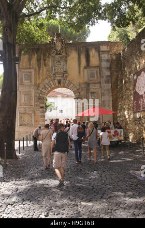 Porta de Sao Jorge entrée de château St George Lisbonne Portugal Banque D'Images