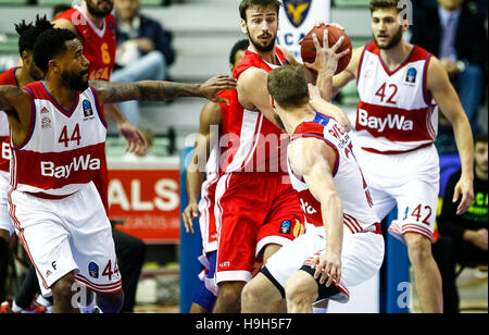 Murcia, Espagne. 23 novembre, 2016. Match de basket entre l'EuroCup CB Murcia Ucam et FC Bayern Munich au Palacio de los Deportes en Murcie. Credit : ABEL F. ROS/Alamy Live News Banque D'Images