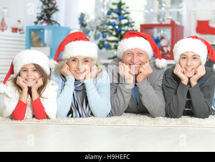 Dans la famille Santa hats Banque D'Images