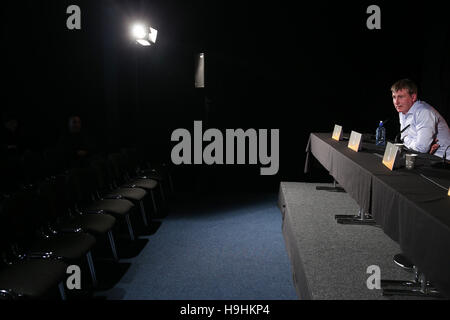 Dundalk manager Stephen Kenny au cours de la conférence de presse de stade de Tallaght, Dublin. Banque D'Images