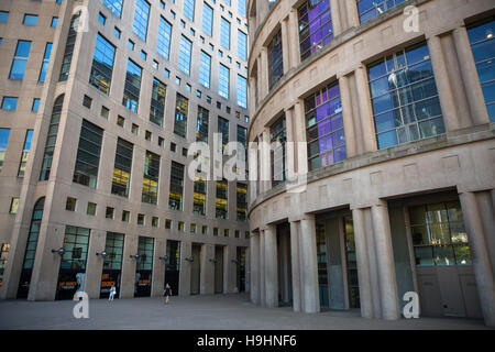 Extérieur de la bibliothèque centrale de la Vancouver Public Library à Library Square, Vancouver, Colombie-Britannique, Canada. Banque D'Images