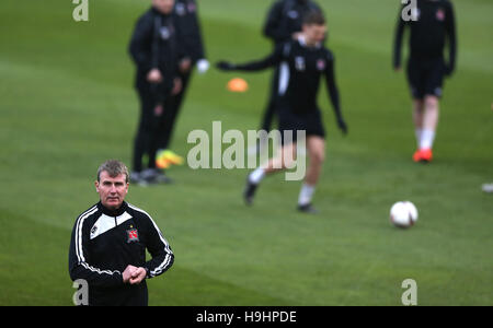 Dundalk manager Stephen Kenny au cours de la séance de formation au stade de Tallaght, Dublin. Banque D'Images