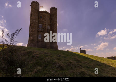 À la recherche jusqu'à Broadway Tower Banque D'Images