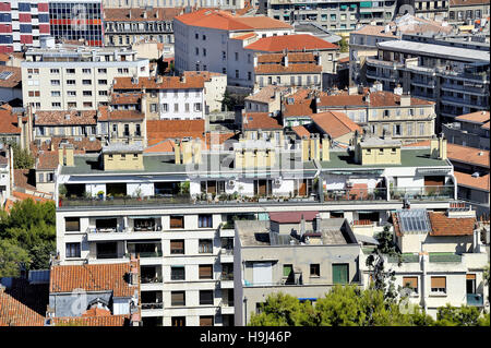 Vue aérienne de Marseille a été prise depuis le sommet de Notre Dame de la Garde Banque D'Images