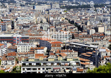 Vue aérienne de Marseille a été prise depuis le sommet de Notre Dame de la Garde Banque D'Images