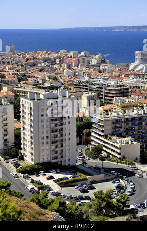 Vue aérienne de Marseille a été prise depuis le sommet de Notre Dame de la Garde Banque D'Images