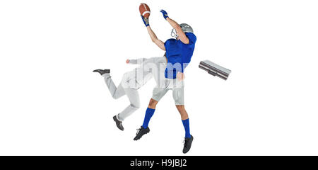 Libre de s'attaquer à un joueur de football Banque D'Images