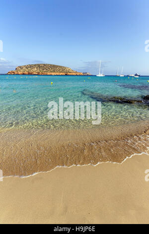 L'Espagne, Îles Baléares, Ibiza, plage Cala Comte Banque D'Images