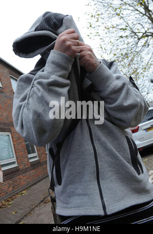 Sammi Horner, 35, Place du marché du Nord, Walsham, qui a été accusé d'encourager un délinquant en vertu de l'article 45 de la Loi sur les crimes graves, les feuilles Norwich Magistrates' Court, Norwich, Norfolk. Banque D'Images