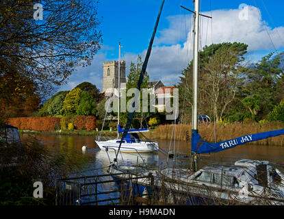 La rivière Frome à Wareham, Dorset, Angleterre, Royaume-Uni Banque D'Images