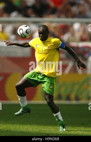 JEAN-PAUL ABALO TOGO & APOEL NICOSIE NICOSIE FRANKFURT ALLEMAGNE COUPE DU MONDE 13 Juin 2006 Banque D'Images