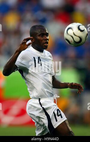 Matthieu AMOAH GHANA & Borussia Dortmund HANOVRE ALLEMAGNE COUPE DU MONDE 12 Juin 2006 Banque D'Images