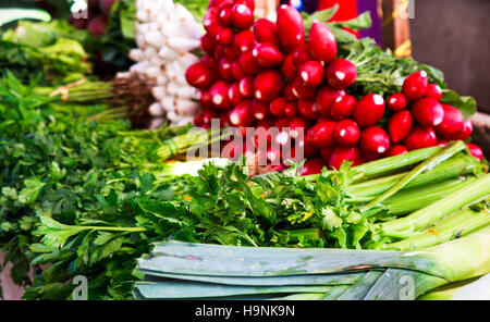 Des légumes sur le marché local d'Acapulco, Mexique Banque D'Images