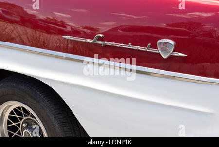 Détail de l'arrière de l'insigne de la série FC 1958 Holden, une automobile produite par Holden en Australie Banque D'Images