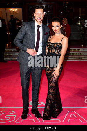 Kady McDermott et Scott Thomas assistant à l'ITV Gala au London Palladium. Banque D'Images