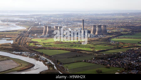 Vue aérienne de la centrale électrique Fiddlers Ferry, Widnes, UK Banque D'Images