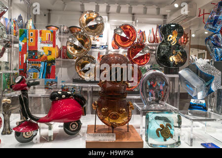 Boutique en verre de Murano , Venezia, Venezia, Venise, Vénétie, Italie, Italia, l'Europe, Banque D'Images