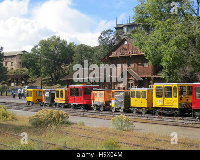 Nps 8081353226 grand canyon Grand Canyon National Park ; Speeder à Railroad Depot 1744 Banque D'Images