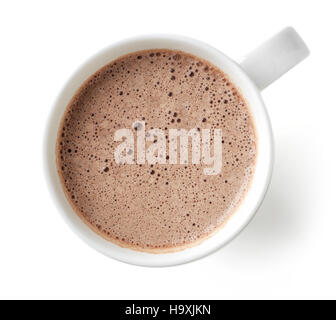 Boisson cacao en blanc mug isolé sur fond blanc, vue du dessus Banque D'Images