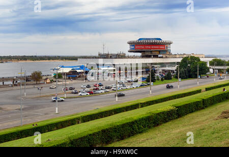 River station. A Volgograd le premier port en Russie Banque D'Images