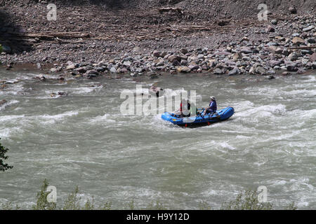 Glaciernps 15728540862 Rafting près de la Chèvre lécher sur la fourche au milieu de la rivière Flathead Banque D'Images