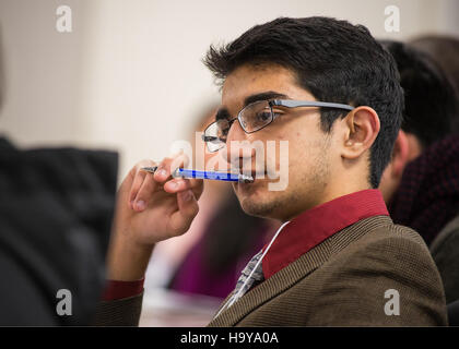 La Journée de L'OBSERVATION DES tâches INFORMATIQUES à l'USDA initie les étudiants du lycée Thomas Jefferson au domaine de la technologie et des sciences de l'information, favorisant l'éducation et l'exploration de carrière dans les services gouvernementaux. Banque D'Images