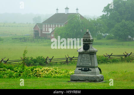 59e d'infanterie de New York monument à Codori Farm barn, Gettysburg National Military Park, New York Banque D'Images