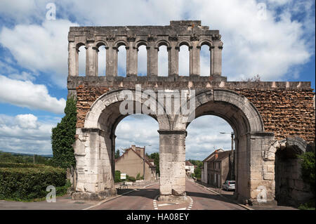 Porte de la ville romaine, Porte d'Arroux, Autun, Saône-et-Loire, France Banque D'Images