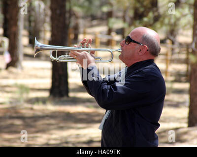 Grand canyon nps 14470509720 30 juin 2014 Cérémonie de dépôt de gerbes - GC - cimetière des pionniers 58 anniversaire de TWA 4,5 Collision en vol UAL. DB029 Banque D'Images