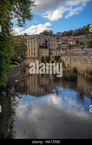 Rivière Avon à Bradford on Avon, Wiltshire, Angleterre Banque D'Images