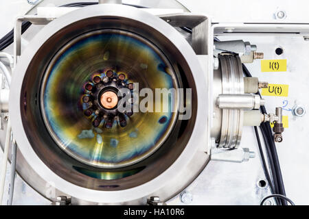 Focus Plasma NSNS-2 dans le département de transport nucléaire physique à l'Académie polonaise des sciences à Paris Banque D'Images