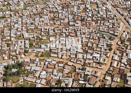 Vue aérienne de la ville de Mbeya, Tanzanie Banque D'Images