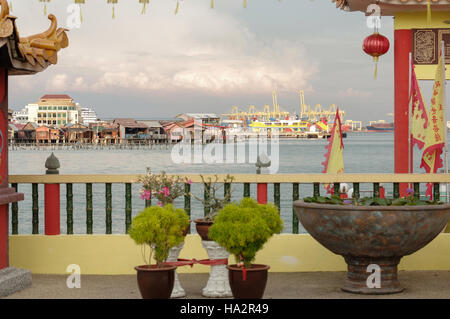 GEORGETOWN, MALAISIE - 29 MAI : Vue rapprochée de Hean Boo Thean Kuanyin temple bouddhiste chinois Clan jetées. Construit sur pilotis au dessus du port de Geor Banque D'Images