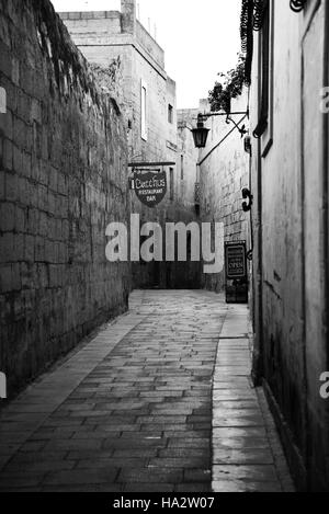 La vieille rue de la Méditerranée que gem est Mdina, ancienne capitale de Malte Banque D'Images