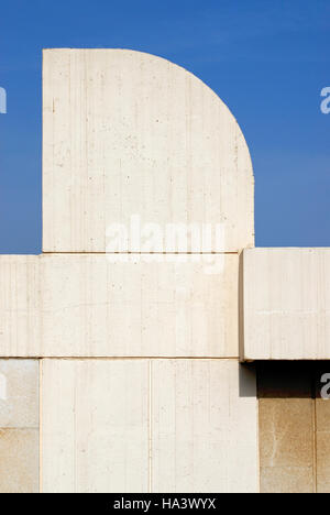 Détail sur l'architecture du bâtiment, la Fondation Joan Miro Fundacio, par architecte rationaliste Catalan Josep Lluís Sert, Barcelone Banque D'Images