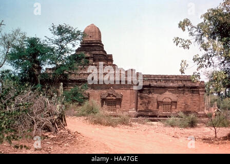 Nan Paya Temple Vu du Sud. En date du : 1060-1070 A.D. Pagan, Birmanie. Banque D'Images