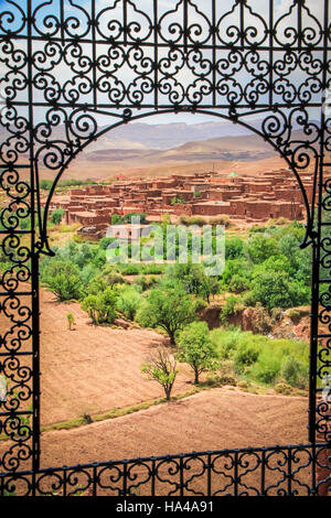 Petit village de Telouet Atlas, Maroc Banque D'Images