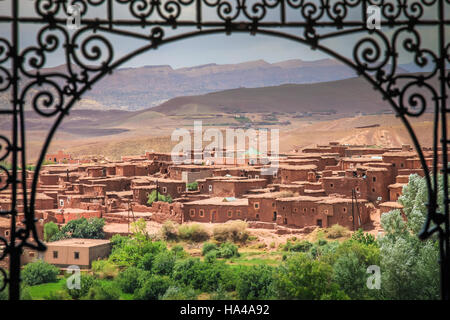 Petit village de Telouet Atlas, Maroc Banque D'Images