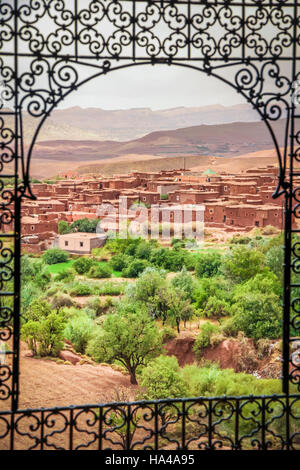 Petit village de Telouet Atlas, Maroc Banque D'Images